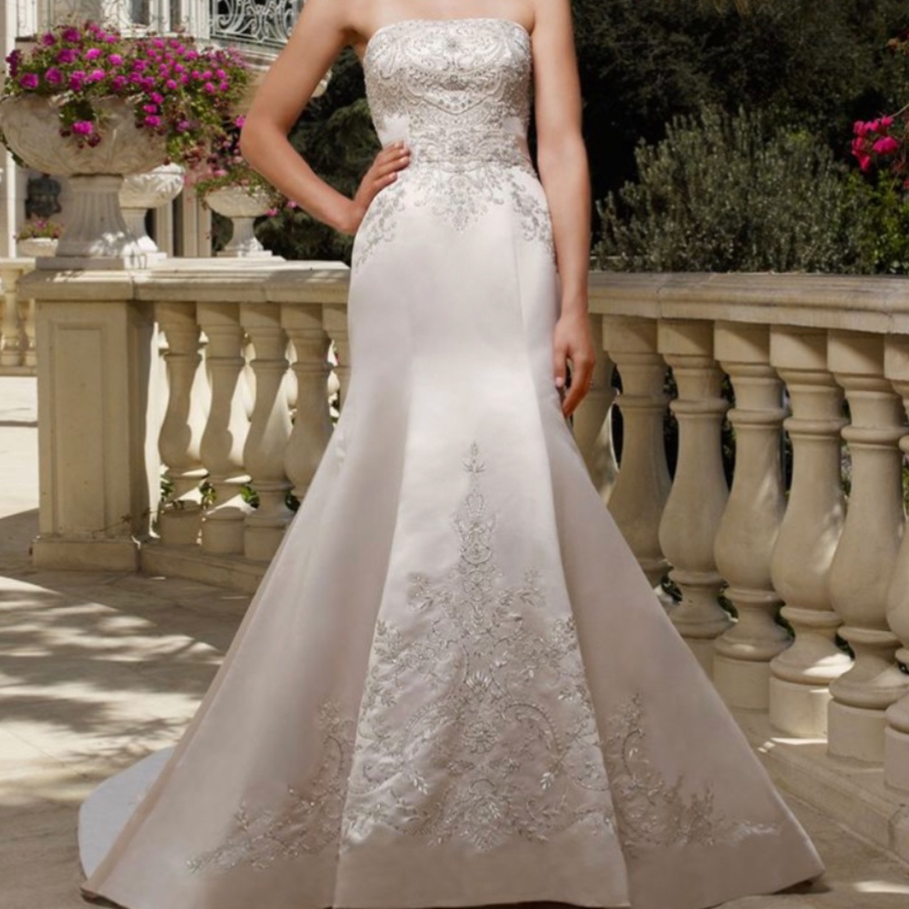 Casablanca 1985 Bridal Gown